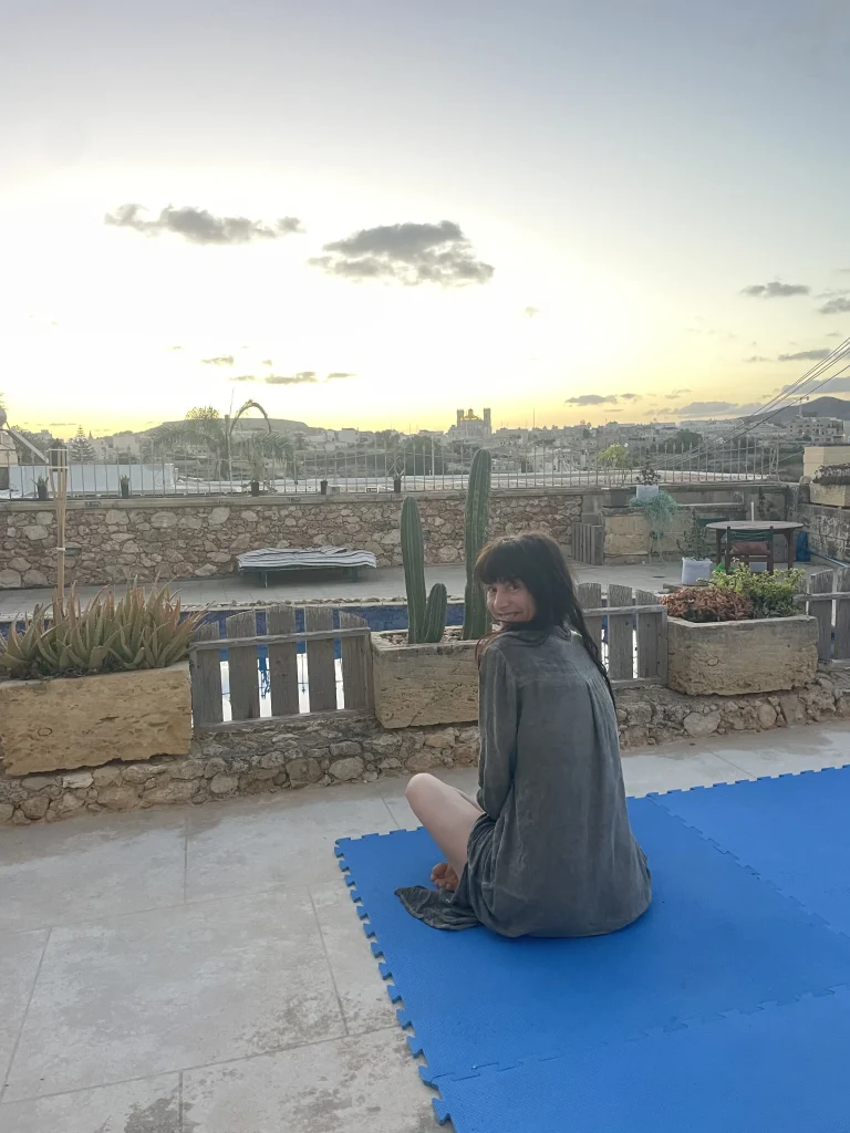 Baba-Retreats-Morning-yoga